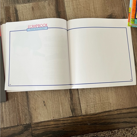 Solar System Space Planet Stars Science Books - Picture 8 of 11